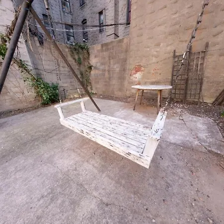 Friendly Homestay In Williamsburg New York Exterior photo